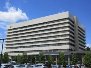 251002信濃町：病院正面全体 (3).jpg