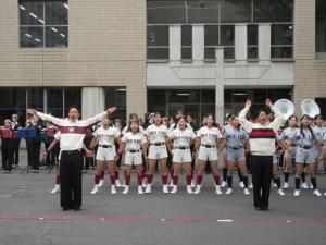 251029応援合戦デモンストレーション 両校にて (4).JPG