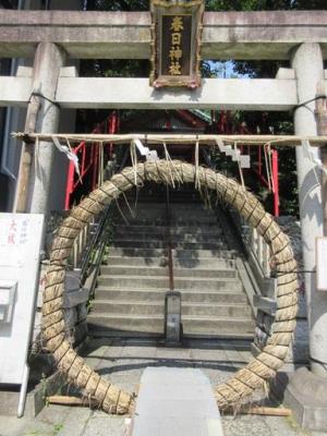 260625三田春日神社 ・茅の輪 やや近い (2)b.jpg
