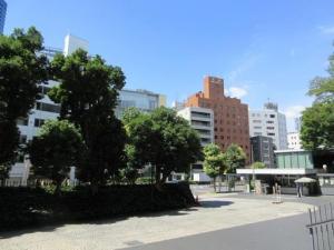 260708校舎側から正門(南門) (2)b.jpg